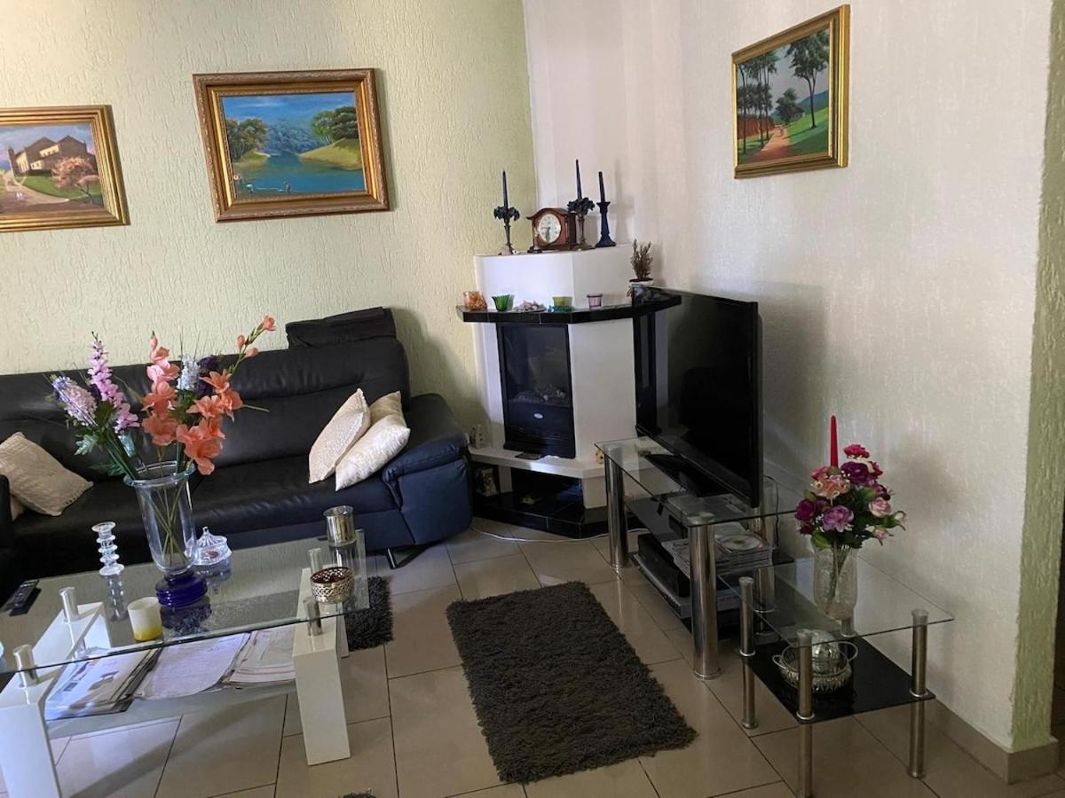 Apartment Espaco Tranquilo Mit Guter Anbindung Zu Duesseldorf Messe